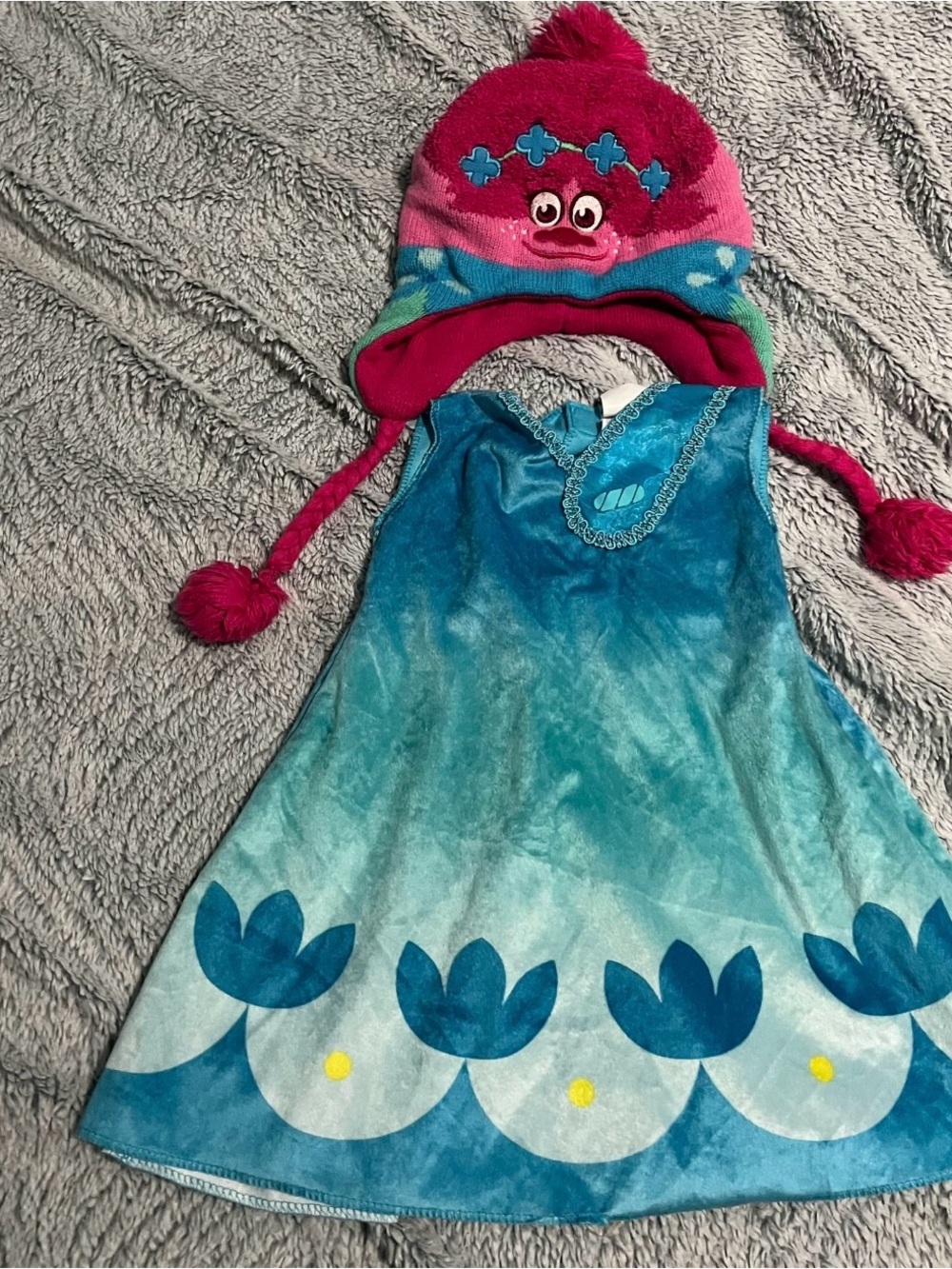 Dreamworks Blue Ombre Nightgown with Pink Pom-Pom Beanie